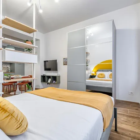 Apartment Sun Corner By Different Bologna