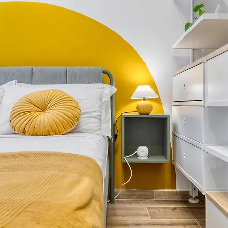 Sun Corner By Different