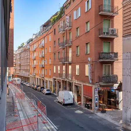 Sun Corner By Different Apartment Bologna